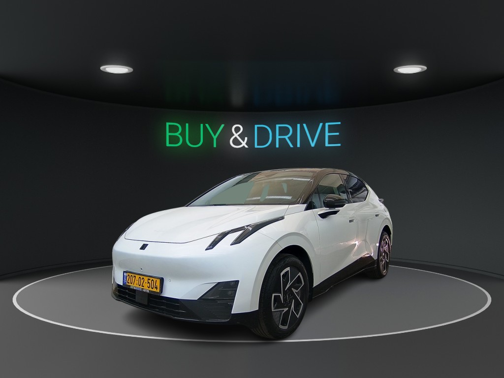 Lynk&Co 02