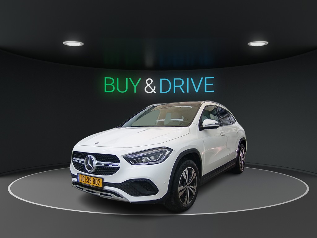 Mercedes GLA-200